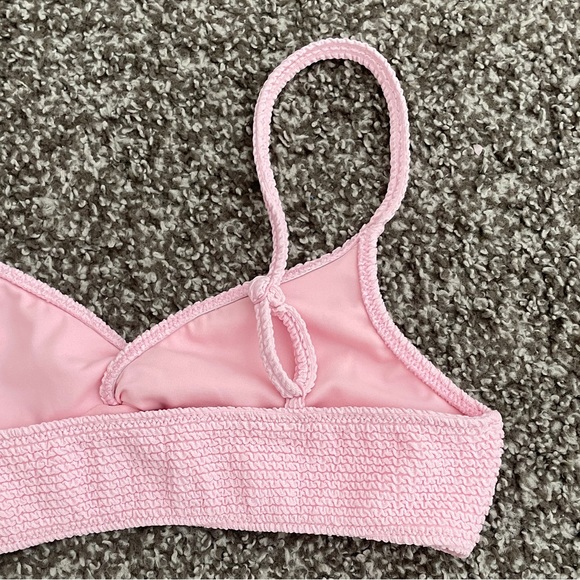 NWT PACSUN PINK TEXTURED TWIST FRONT SWIMSUIT TOP IN SIZE SMALL - Picture 3 of 7